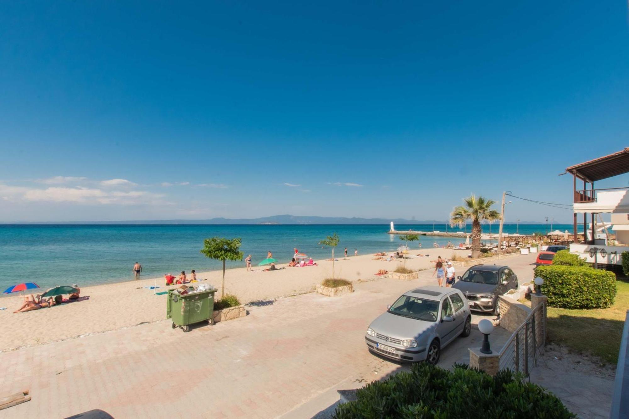 Houseloft Horizon Seafront Pefkochori Villa Exterior photo